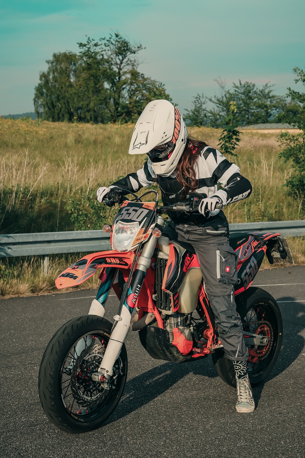 Supermoto på budget Supermoto på budget Supermotard™